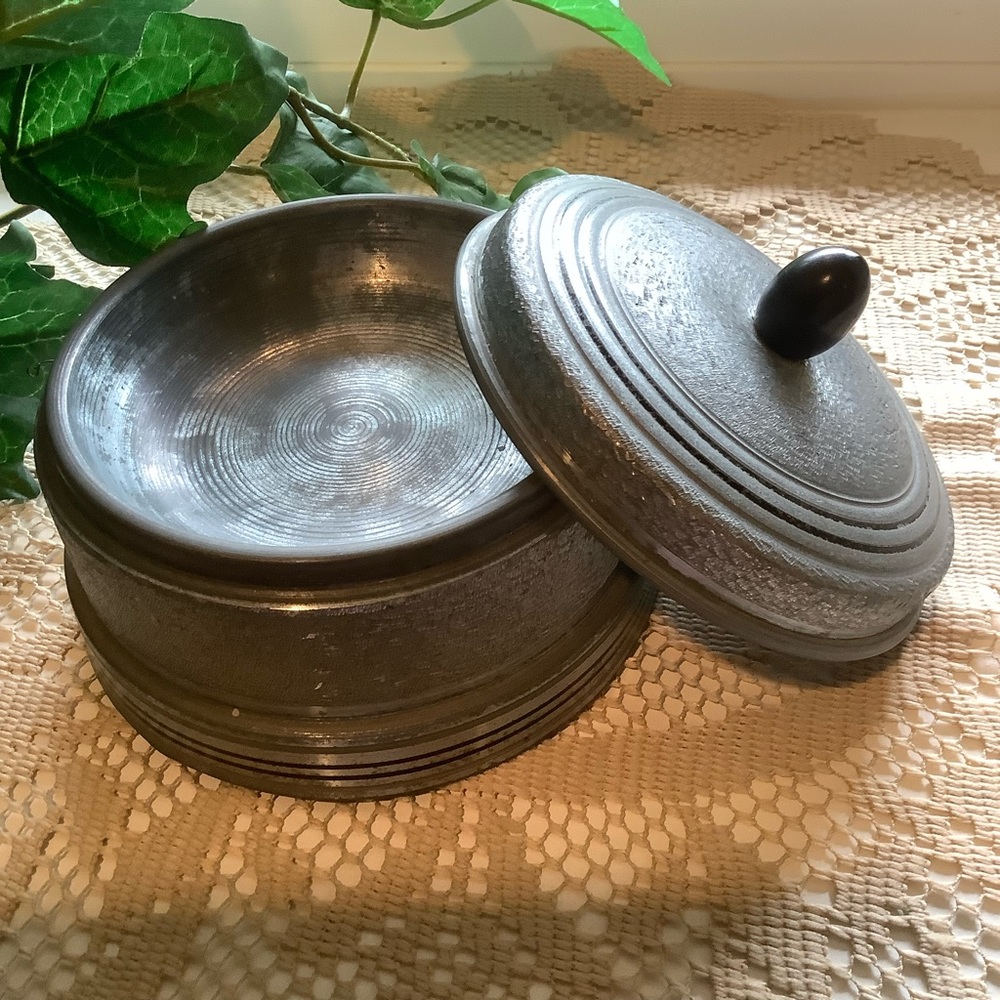 Vintage Pewter powder dish music box